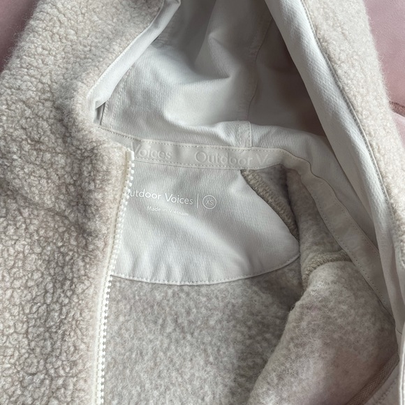 SOLD—Outdoor Voices Megafleece Hooded Jacket Sweatshirt XS EUC - Picture 12 of 15